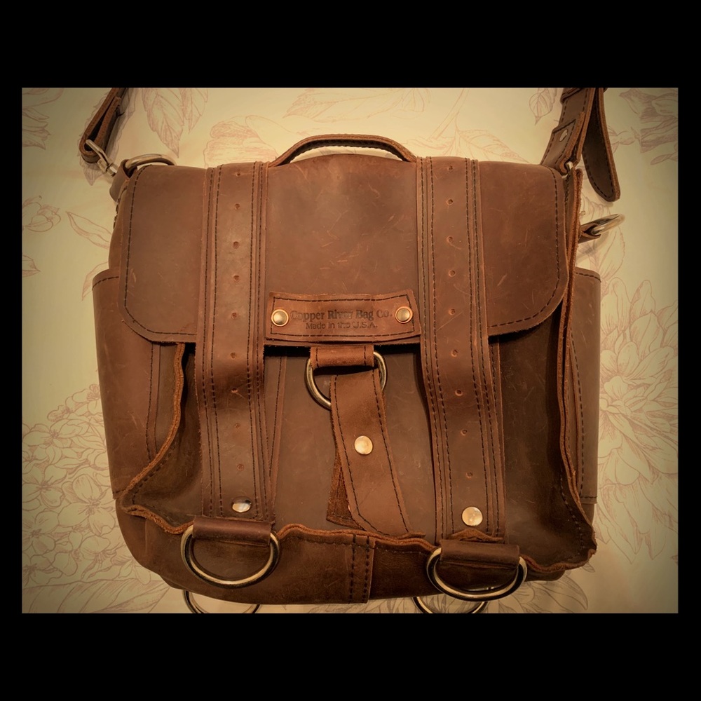 Copper River Leather 10” Safari Bag
